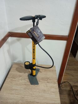 Floor Pump