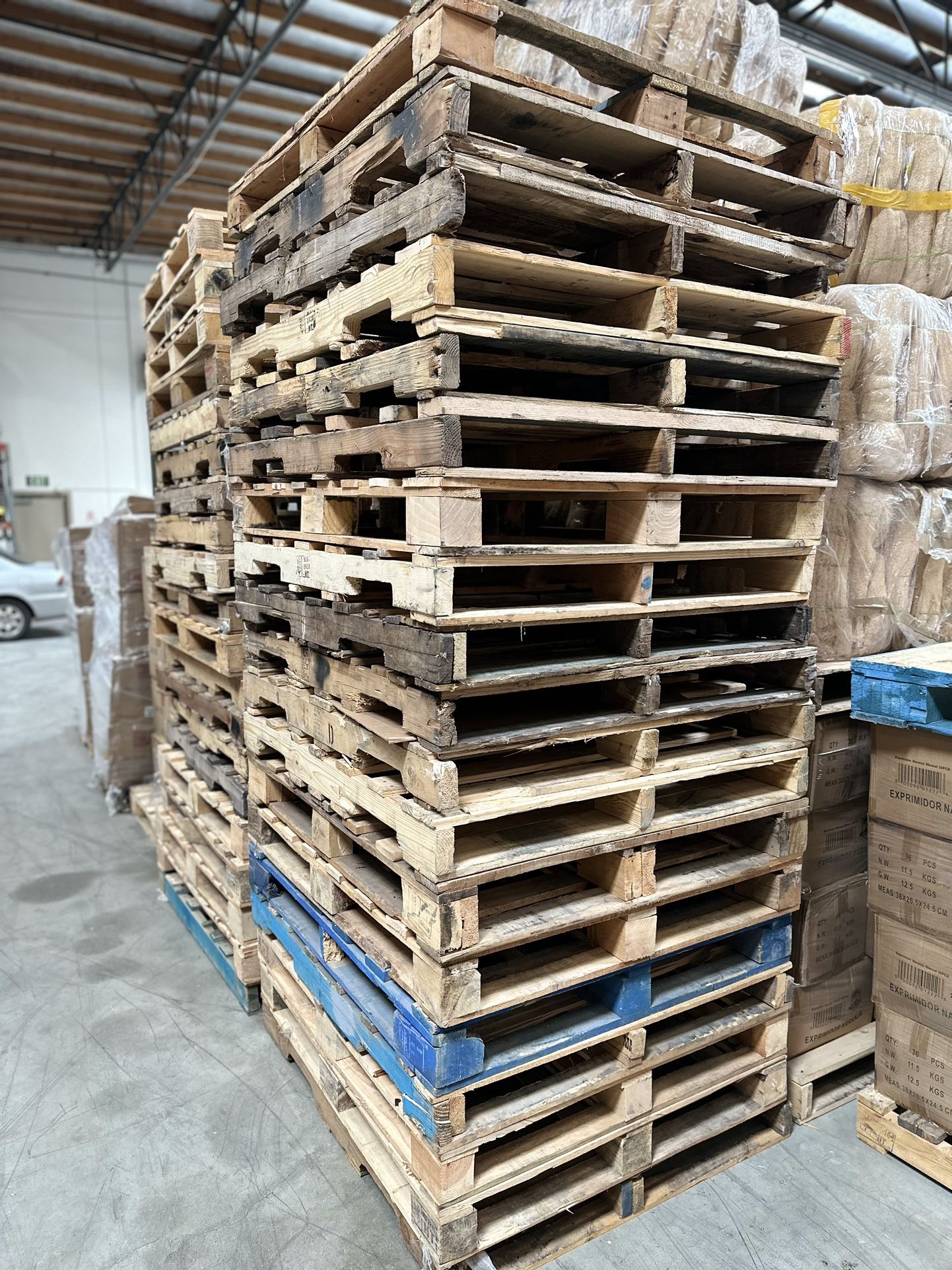48x40 Wood Pallets for Sale in Montclair, CA OfferUp