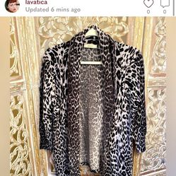Neiman Marcus cashmere collection leopard print size large Thumbnail