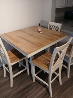 Dinning table
