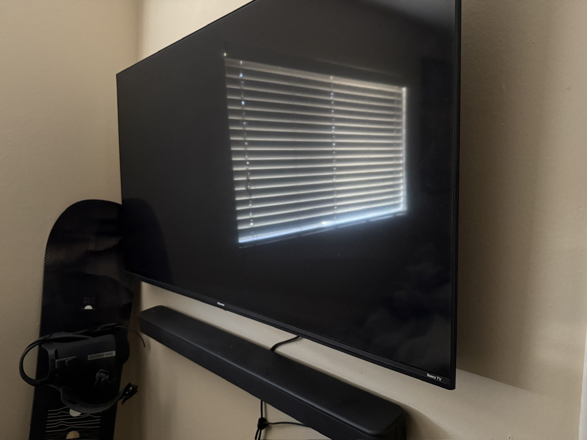 50 Inch Hisense Roku TV