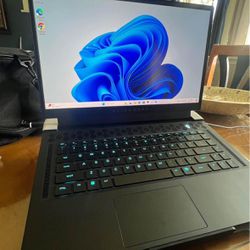 X15 R2 Alienware laptop