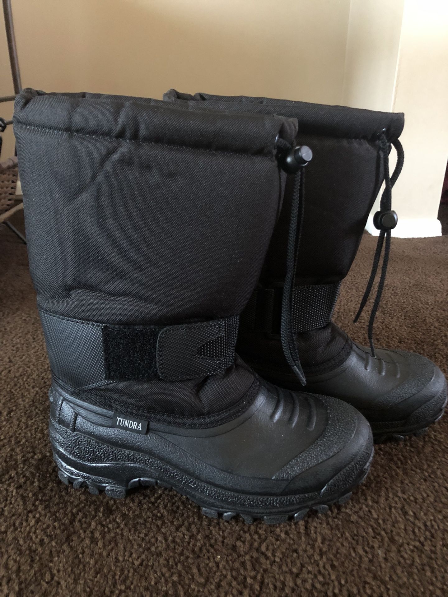 Snow Boots, Size 3
