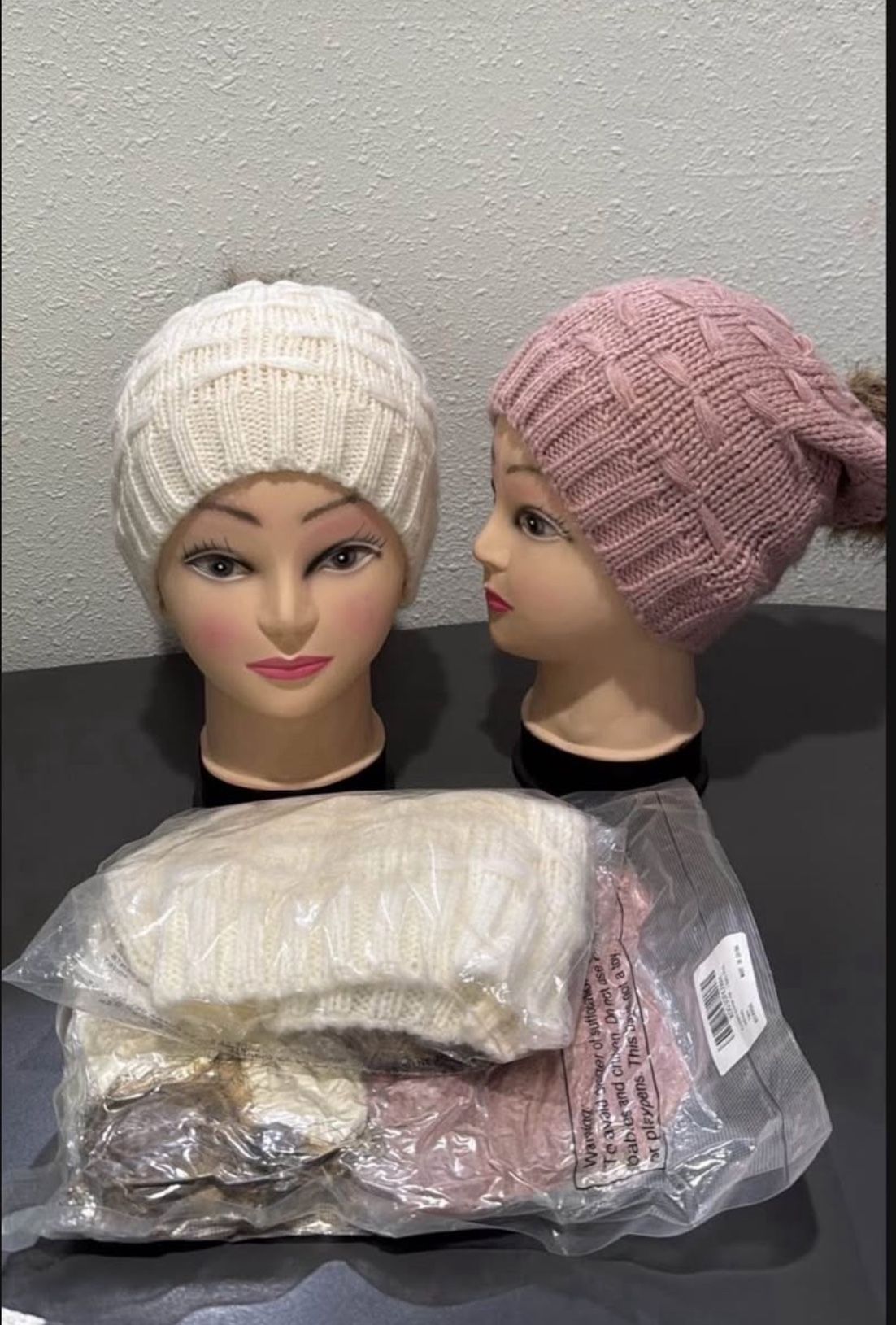 Brand new 4 Pack Parent-Child Hats Knitted Winter Hat with Pom Pom Mother & Baby Warm Beanie Hat Crochet Knit Family Ski Caps (Pink, White)