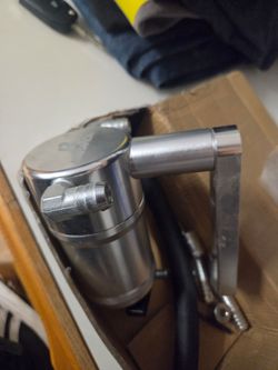 Oil catch can universal