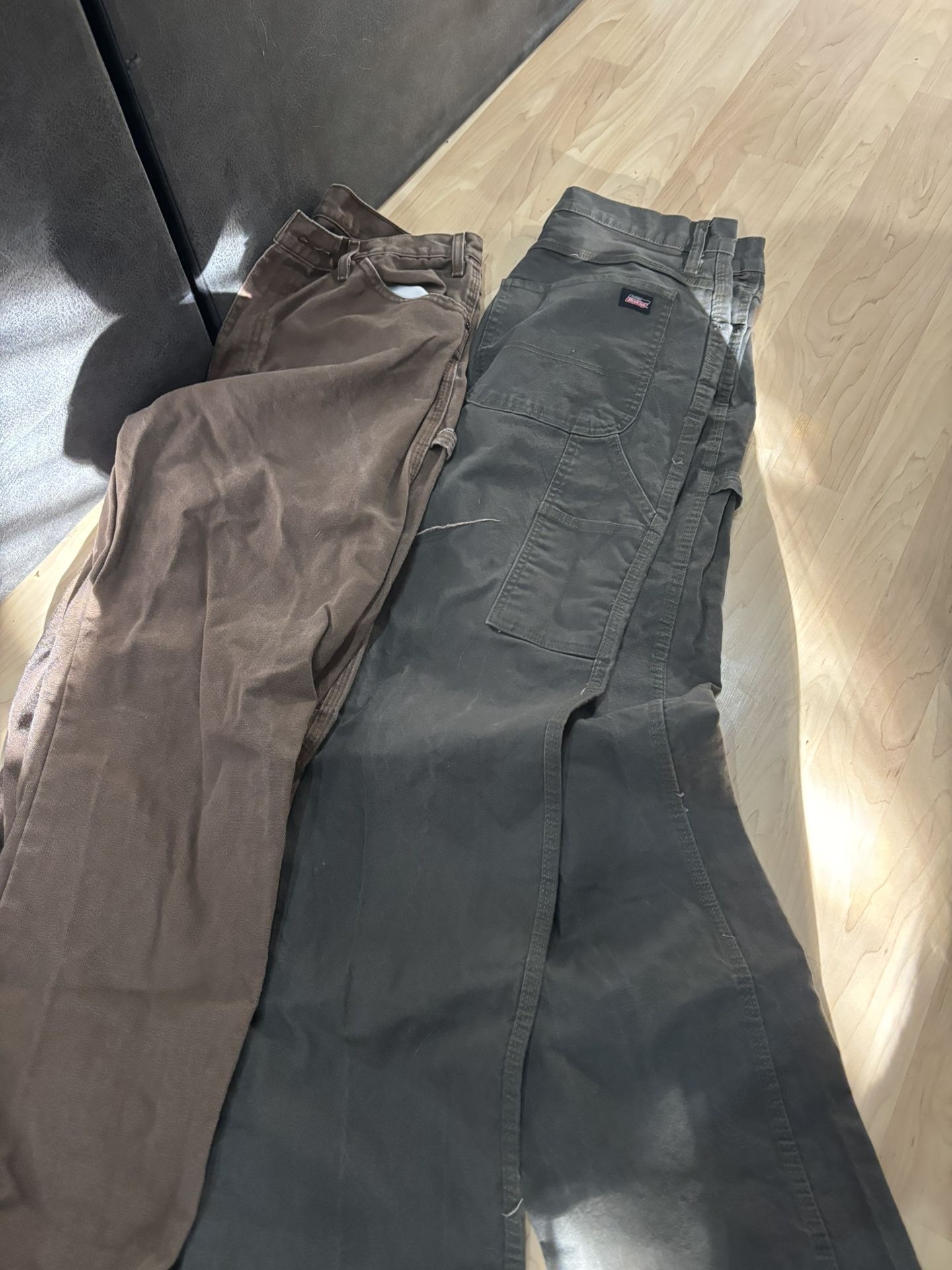 Dickies 34x32 , 34x34 Keen Dry boots size 42