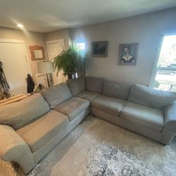 Sectional Couch, Beige 