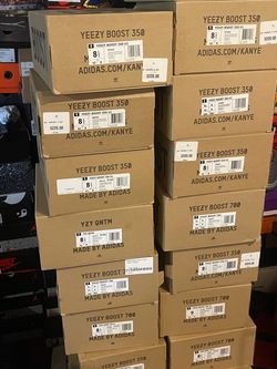 Yeezy 350s 700