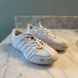 Varsity Cheerleader 2 Shoes. Size 7