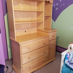 Nursery/Child Dresser With Hutch