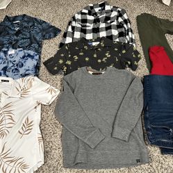 8 Men’s Size Small Shirts & 1 Jean 32x32