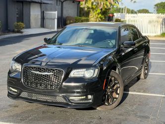 2019 Chrysler 300