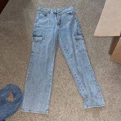 Baggy Light Wash Mom Jeans 