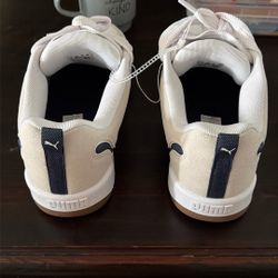 Pumas Size 11