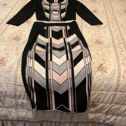 Ted Baker. Sz 2. Skirt Suit. $20.00.   Chino, Ca