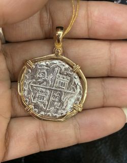 Atocha coin pendant in 14Kt gold bezel