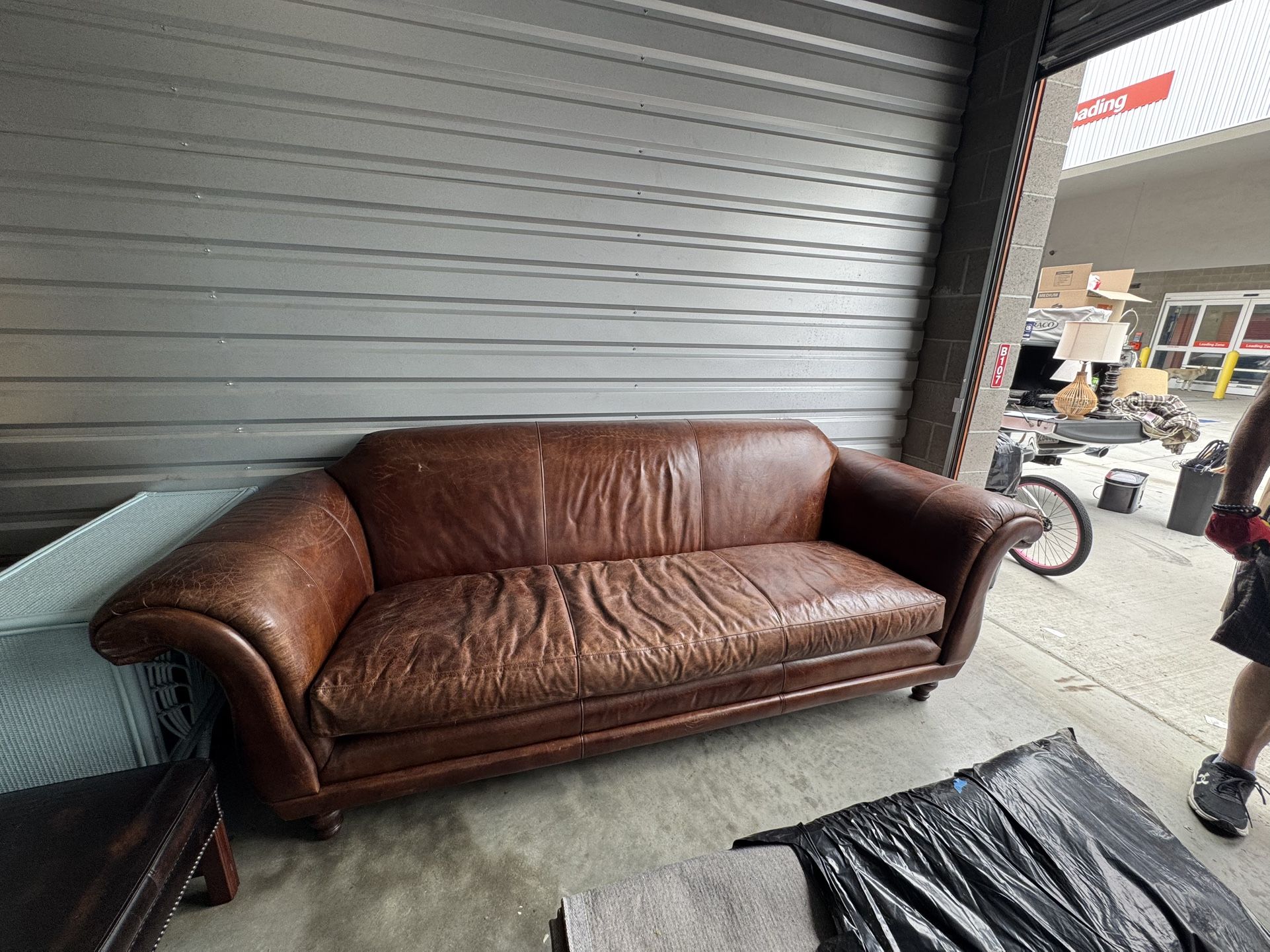 Beautiful Very High Quality Leather Couch