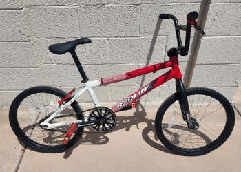 2009 redline flight expert XL