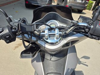 Honda Scooter / Motorcycle