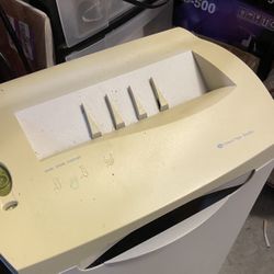 Crosscut paper shrreder 