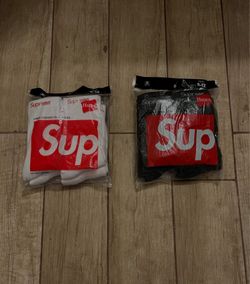 Supreme socks brand new condition