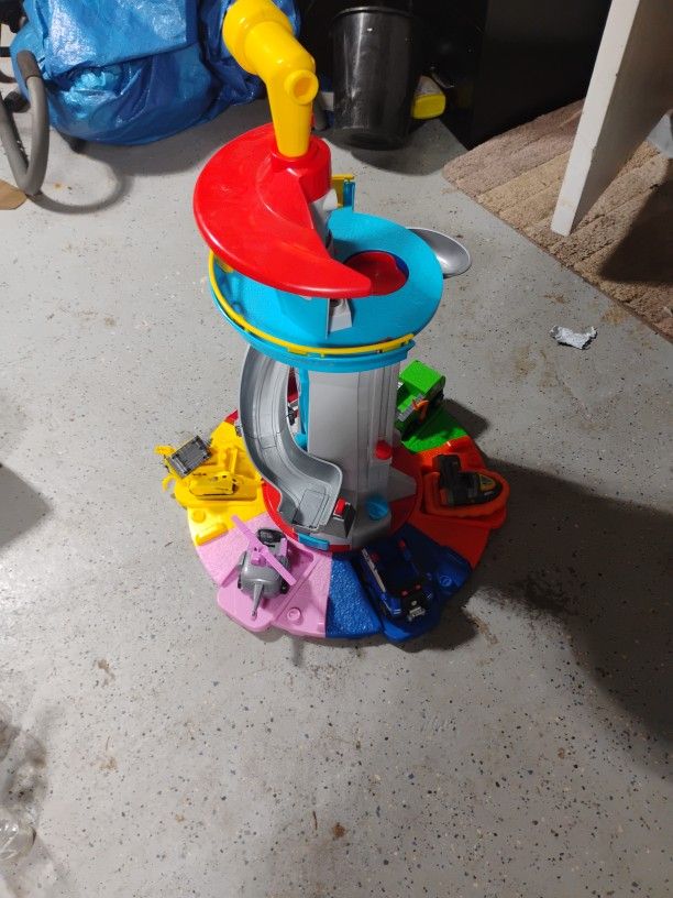 Paw Patrol Lookout Tower With Vehicles