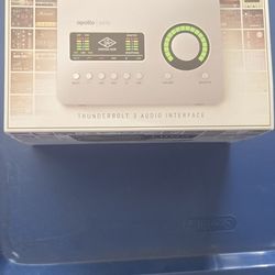 [[PRICE DROP]] $325 OBO Apollo/ Solo Thunderbolt 3 Audio Interface