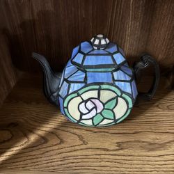 Vintage Tiffanie’s Stained  Glass, Teapot Night Lights