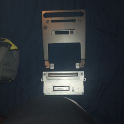 04 Maxima Stock Bose Stereo 