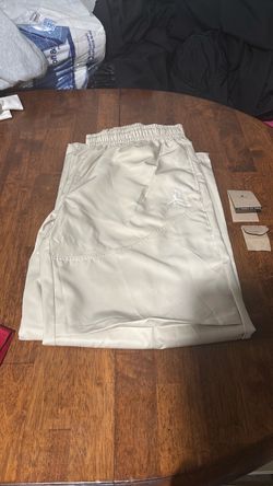Nike Women's Air Jordan Brooklyn Pants Tan HF9465-206 Size L Tall NWT $90 Nike