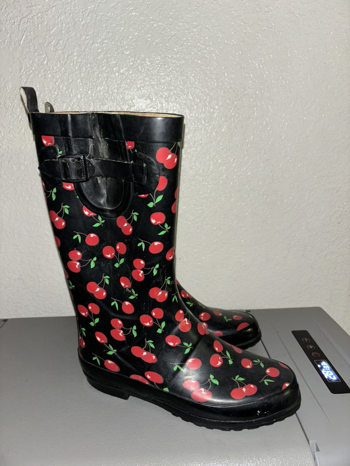 Women’s Rain Boots Size8