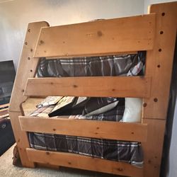 Solid Wood Bunk Beds With Starage