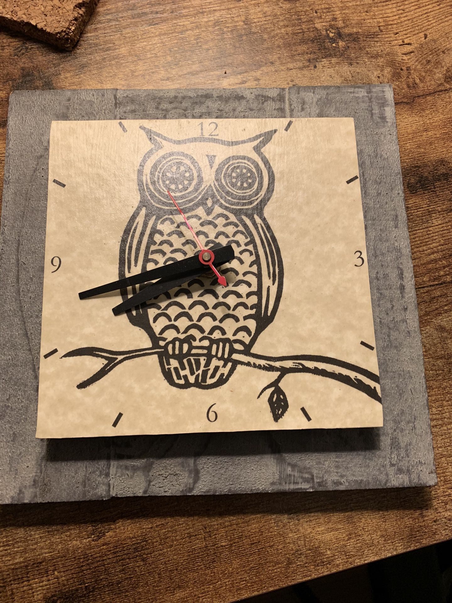 Free owl clock