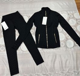 Black with small white polka dots Lululemon set with gold zipper