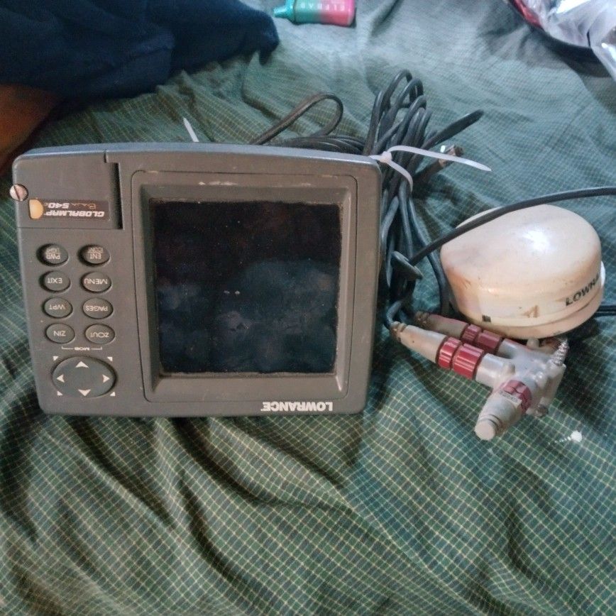 Lowrance 540 Global Map Gps Fish Finder