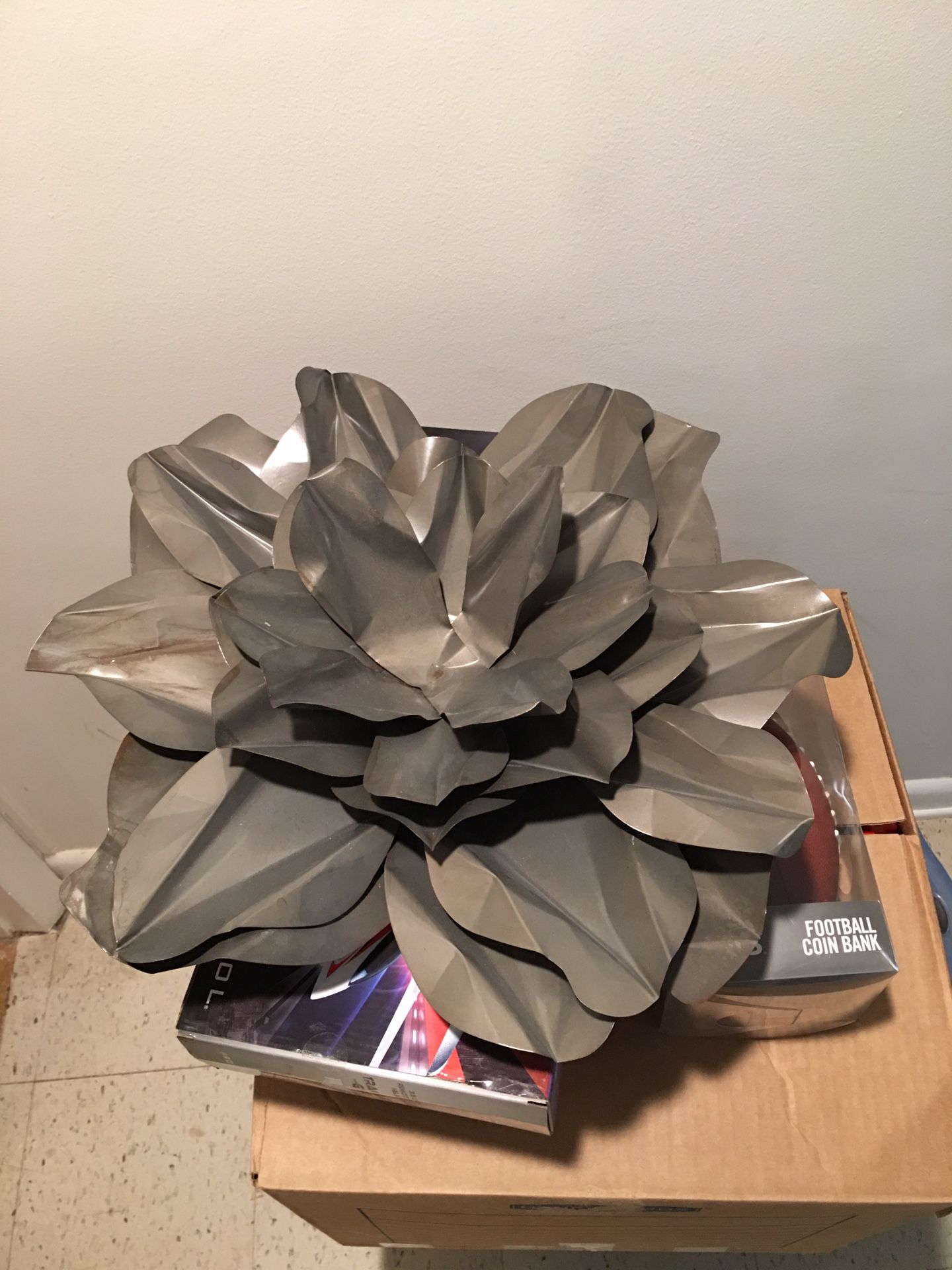 Metal art flower