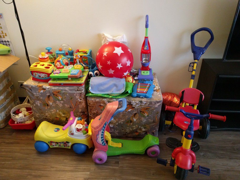 Variety of lightly used toys - individually priced