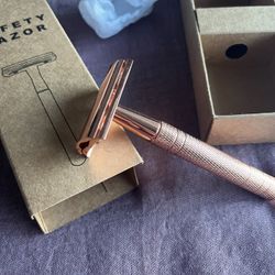 Rose Gold Razor Blade Kit