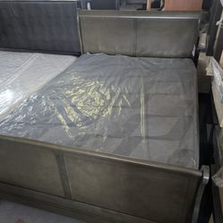 Dark Gray Full Sleigh Bed w/Mattress 