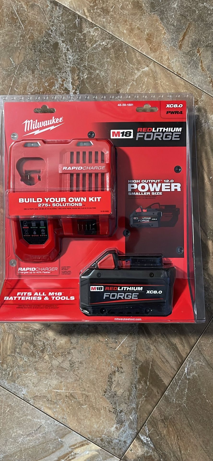 Milwaukee Battery Kit 8.0ah Forge And Fast Charger
