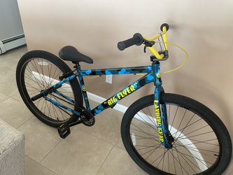 Yellow and blue se bike 2025