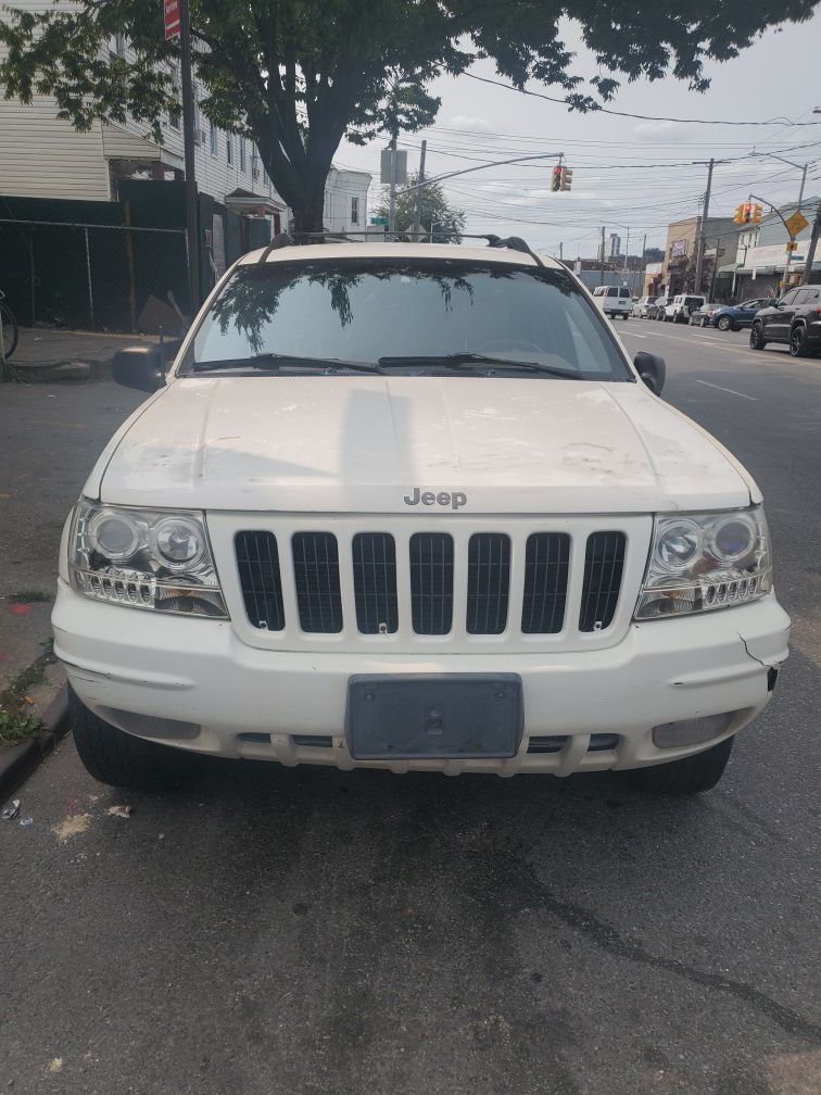 2000 Jeep Grand Cherokee FOR PARTS