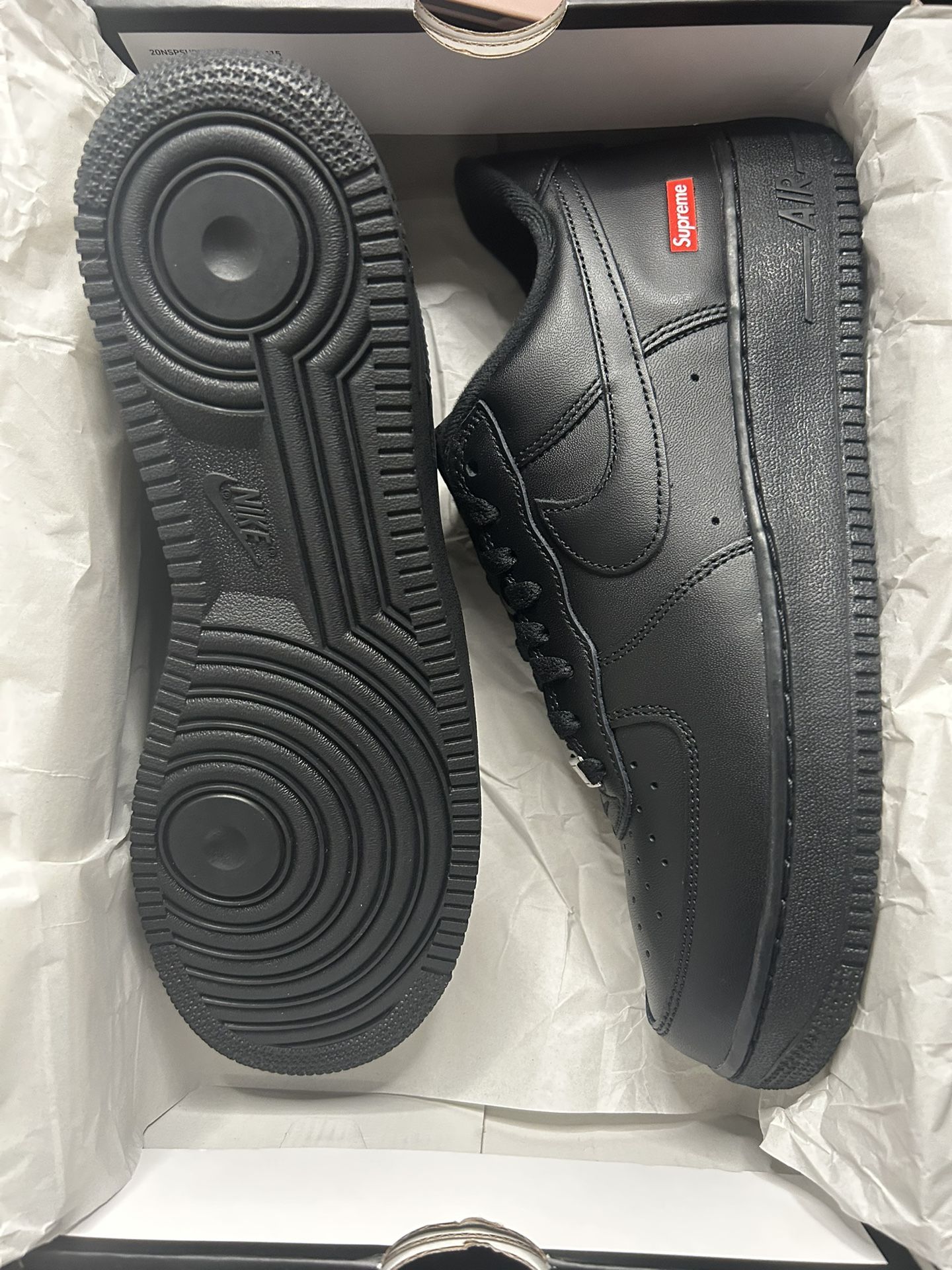 Nike Air Force 1 Low Black Supreme Size 10 New