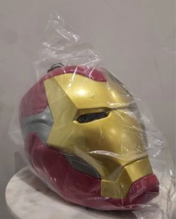 Iron Man Helmet Movie Theater Exclusive Popcorn Bucket