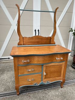 Antique Serpentine Tiger Oak Washstand/Dry Sink Stand