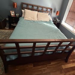 Modern Solid Wood Queen Bed Frame