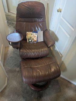 Rare Eroknes Stressless Recliner Chair with Swivel Table - Brown