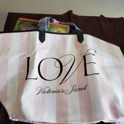 New VS Tote Bag, No Tags, Plastic On Handles