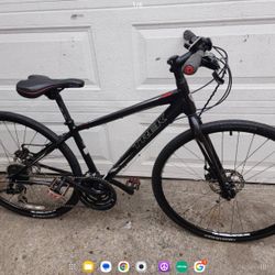 Trek FX2 Disc Hybrid Commuter Road Bike