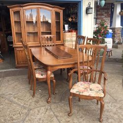 Dining Room Table Chairs and Hutch